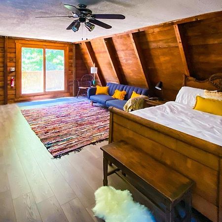 Hikers Haven, A Cozy Cabin Loft Above Bashakill Wildlife Refuge Villa Wurtsboro Exterior photo